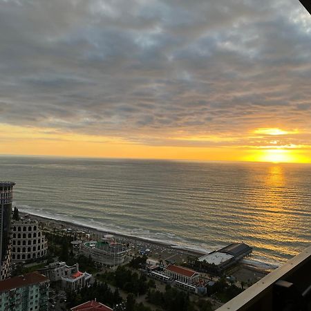 Orbi City Seaview Batumi Eksteriør billede